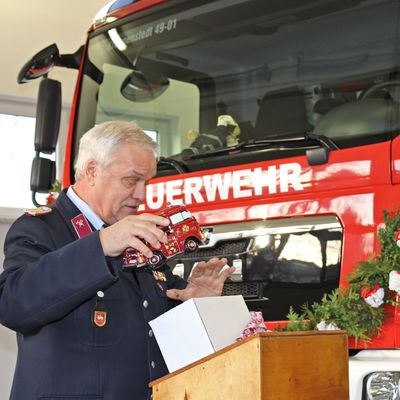 Fahrzeugübergabe LF 20 Kat-S Feuerwehr Kroppenstedt, Harald Hinz