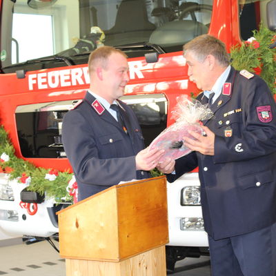 Fahrzeugübergabe LF 20 Kat-S Feuerwehr Kroppenstedt