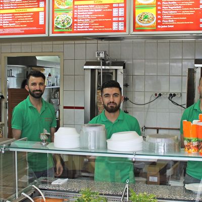 Imbiss mit D&ouml;ner - Pizza - Salaten - Snacks - Burger - Pommes in Gr&ouml;ningen