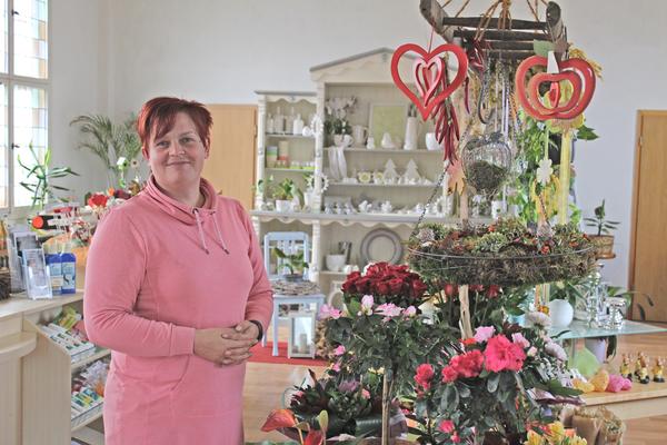 Blumenladen "par la fleur" in Gröningen bei Halberstadt, Wegeleben, Schwanebeck, Oschersleben