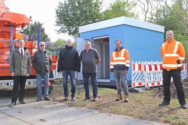 Übergabe POP-Station an die Gemeinde mit Bürgermeister Brunner und Willamowski