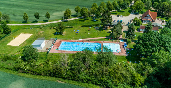 Freibad Großalsleben - Das Erlebnis für die Familie im Raum Magdeburg / Harz