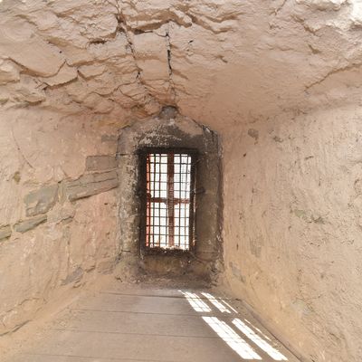 Dieses sehr spezielle Fenster sorgt für eine ideale Belüftung des historischen Stadtarchivs