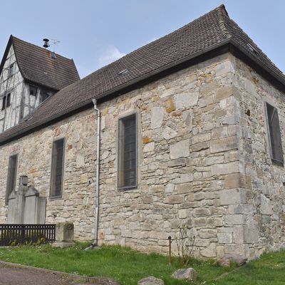 Die S&uuml;dseite der Marienkirche Warsleben