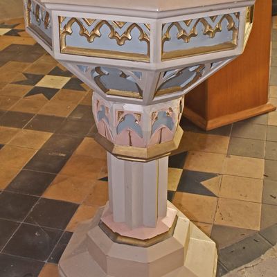 Das Taufbecken der Gunsleber Dorfkirche.