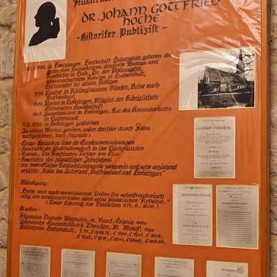 Seine letzten Lebensjahre hat der Historiker und Publizist Dr. Johann Gottfried Hoche in Grningen verbracht und ist hier 1836 gestorben.