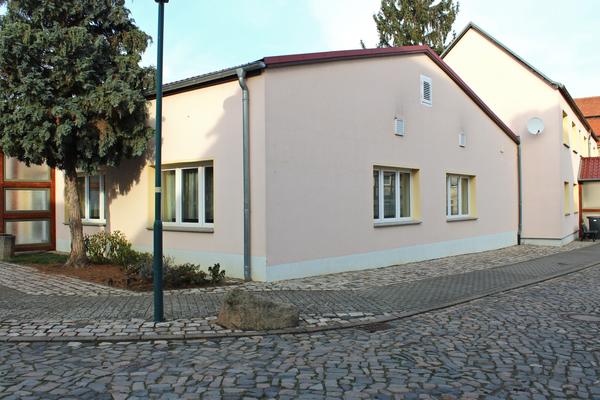 Stadtsaal Großalsleben - Außenansicht