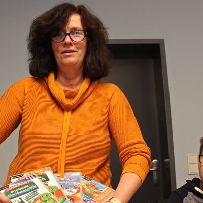 Die Schulleiterin Frau Hoppe ist froh, dass auch die Lernprogramme durch die Verbandsgemeinde vorinstalliert wurden.
