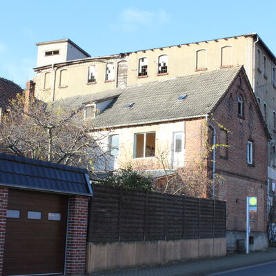 Straßenansicht Hollandkaufhalle Hamersleben