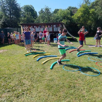 Zeltlager im Freibad Großalsleben - Hort Gröningen