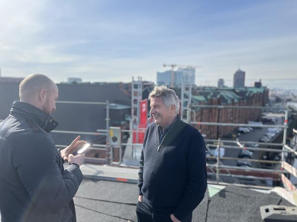 Thomas Falkenberg und Prof. Dr.-Ing. Harald Garrecht im Gespräch