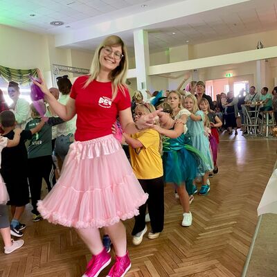 Stimmungsvoller Auftritt des GCV zum Kaffe und Kuchen - Schützenfest Gröningen