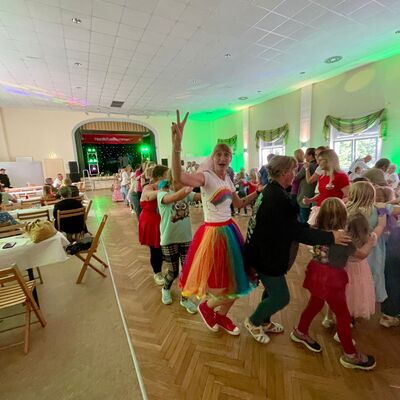 Stimmungsvoller Auftritt des GCV zum Kaffe und Kuchen - Schützenfest Gröningen