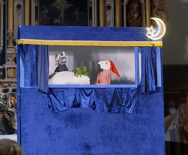 Puppentheater »Rumpelmärchen« in der Martinikirche begeisterte 50 Zuschauer - KirchplatzVier e.V.