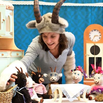 Figurentheater am KirchplatzVier - Der Wolf und die 7 Geißlein