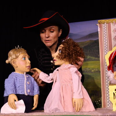 Figurentheater am KirchplatzVier - Der gestiefelte Kater