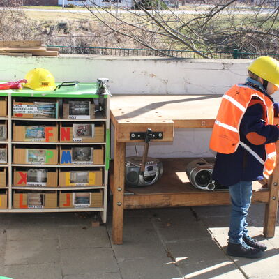 Betreten der Baustelle nur f&uuml;r Kinder - Erwachsenen nur in Begleitung von Kindern - Kita Krottorf