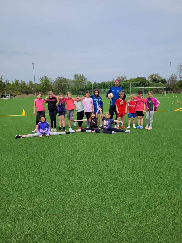 Sportlicher Nachmittag der Klasse 3 - Friedrich-Hoffmann Grundschule Gröningen