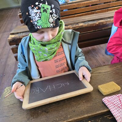 Einen ganz besonderen Tag erlebten unsere Einschüler in Hundisburg - Kita Krottorf