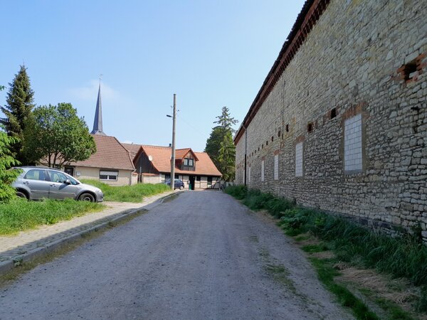 LEADER Fördermittelbescheid für den Grundhaften Straßenausbau Burggraben 2.BA und Sackstraße Gröningen im Areal Edelhof