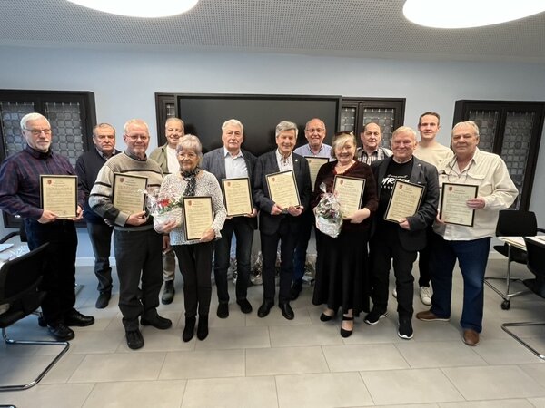 Ehrung der Fortuna-Band: Ausgezeichnete Musiker im Kreis der Stadt Gröningen