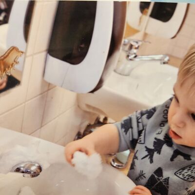 Hygiene im Kita-Alltag - H&auml;ndewaschen nach dem Naturerlebnis